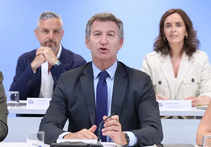 Feijóo critica el «bienio amargo» de Sánchez: «Al Gobierno le queda legislatura y a España este