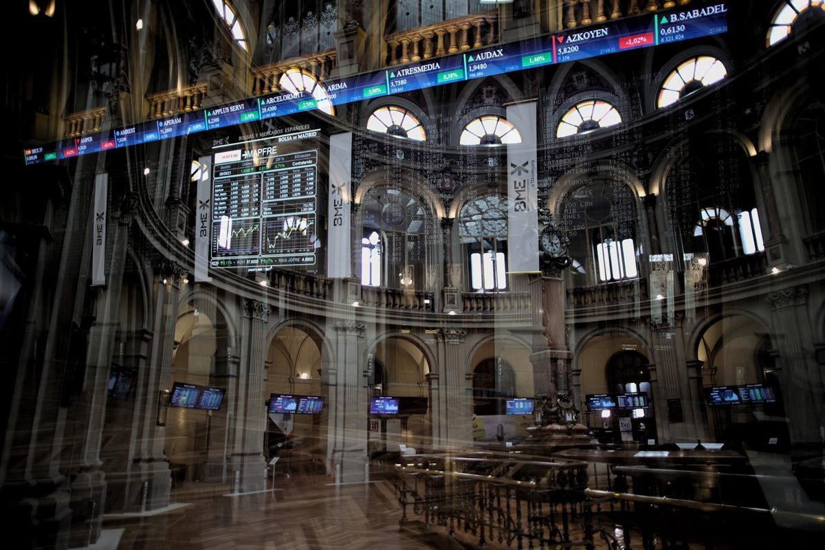 El Ibex 35 avanza un 2,9% en julio, alcanzando niveles de 2008 gracias a los resultados