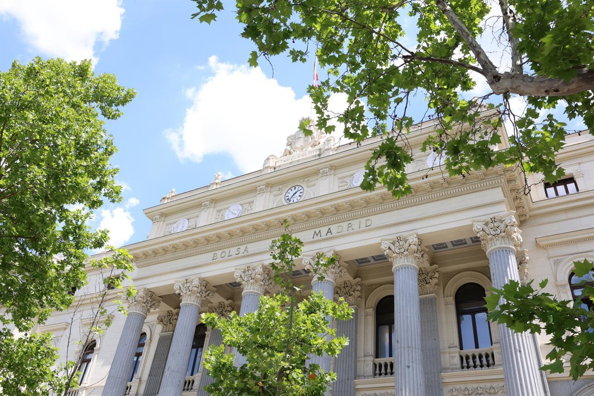El Ibex 35 avanza un 0,4% y apunta a los 14.200 puntos en los primeros compases de la jornada