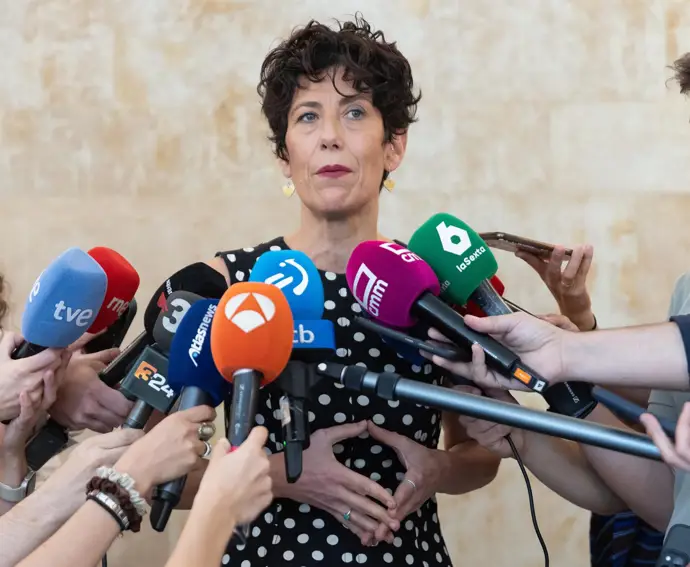 Elma Saiz rechaza que Cataluña tenga «privilegios» en la propuesta de financiación autonómica