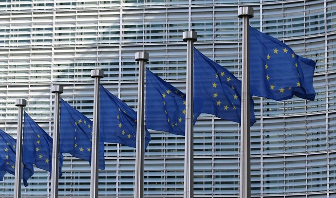Bruselas realiza el quinto desembolso a España de 23.000 millones de euros