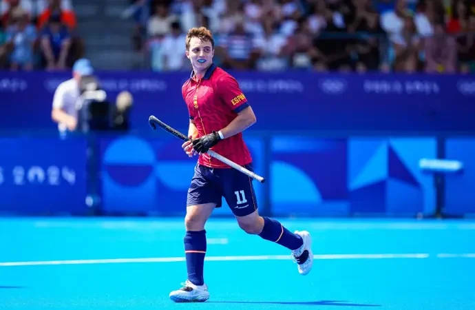 España gana con claridad, pero no por suficiente margen y se enfrentará a Bélgica en semifinales