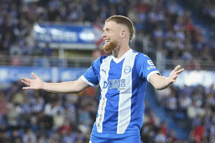 LaLiga cambia el horario del partido Alavés-Levante en la primera jornada
