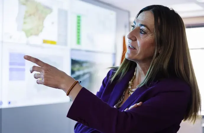 El Gobierno declara la preemergencia por los incendios y coordina la movilización de recursos