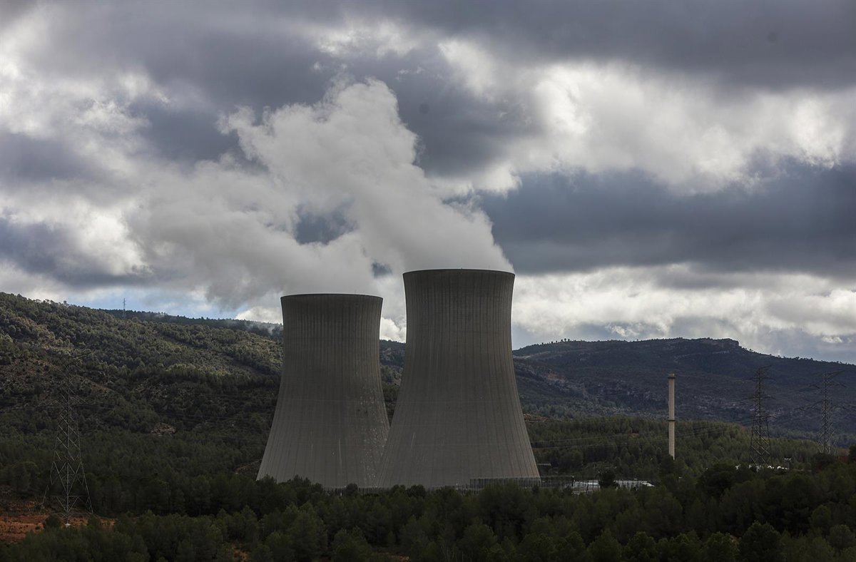 EDF pospone la reanudación de la central nuclear de Gravelines por la aparición de medusas en el