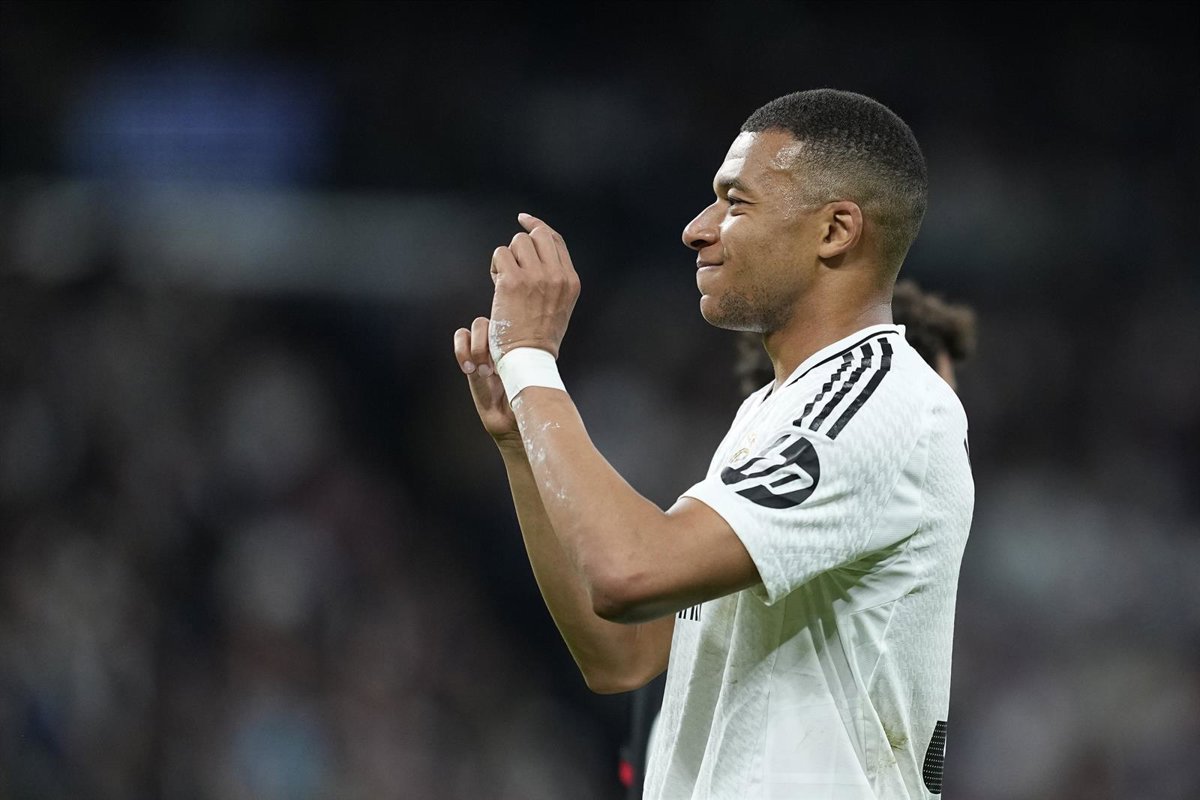 El Real Madrid consigue una victoria contundente en Austria, reafirmando su gran forma actual
