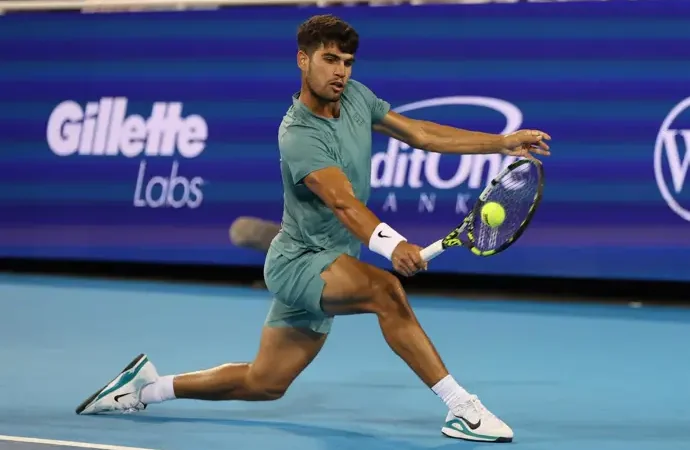 Carlos Alcaraz eleva su juego ante Nardi y avanza a cuartos de final en Cincinnati