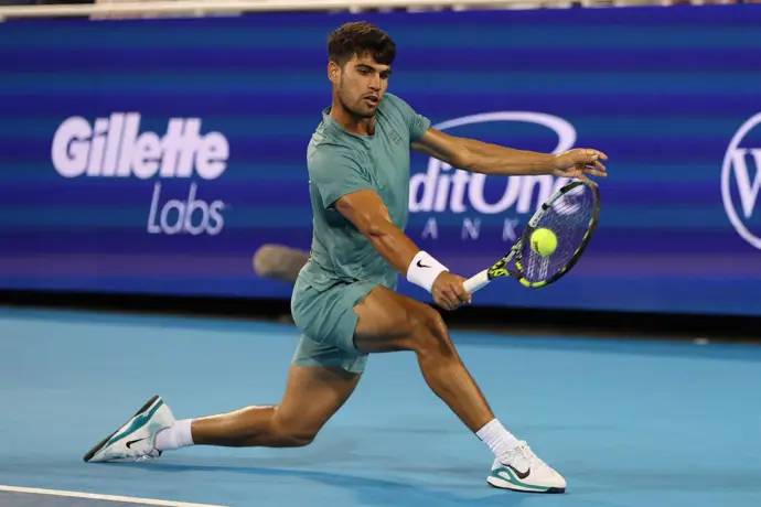 Carlos Alcaraz eleva su juego ante Nardi y avanza a cuartos de final en Cincinnati