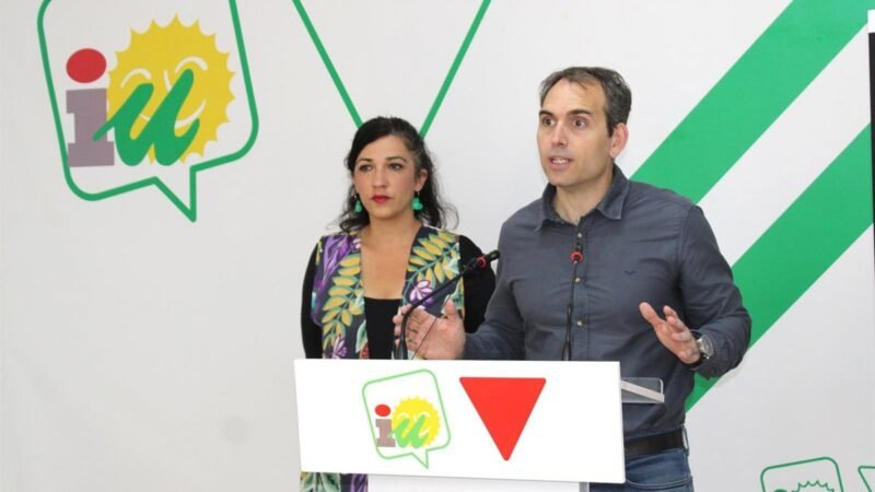 IU pide a AENA que elimine los aparcamientos VIP para VTC en los aeropuertos