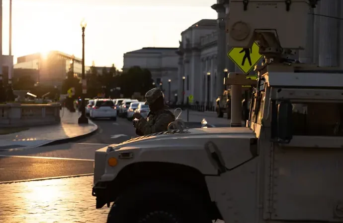 La administración Trump ajusta su enfoque sobre el control de la Policía de Washington
