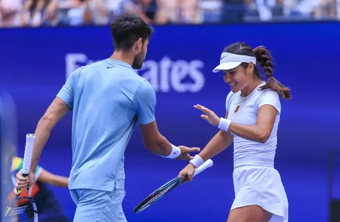 Alcaraz y Raducanu son eliminados en su debut en el dobles mixto del US Open