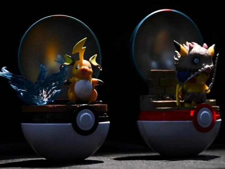 De cartas inusuales a una bolsa de patatas por 1.210 euros: el fenómeno Pokémon genera entusiasmo