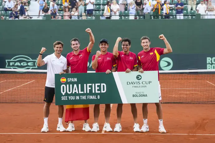 España se repone ante Dinamarca y accede a las finales de la Copa Davis