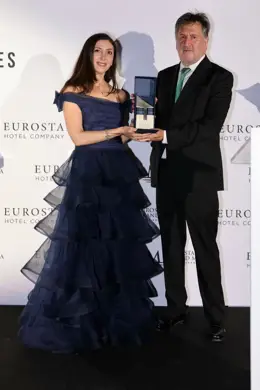 Espido Freire, galardonada con el XX Premio Eurostars de Narrativa de Viajes por su obra ‘Guía de