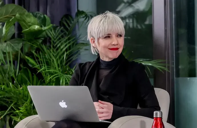 Aún son escasas las mujeres que reciben reconocimiento en el ámbito cultural y literario