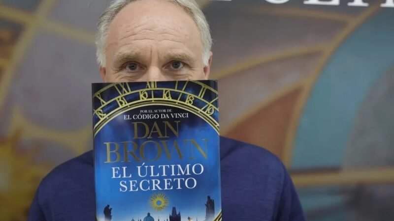 Dan Brown lanza su nuevo libro, donde explora un innovador modelo de conciencia humana y sus