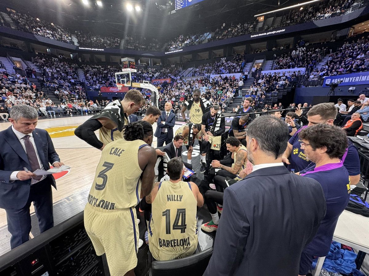 el barça de pascual inicia su camino en estambul con una baja importante en su plantilla