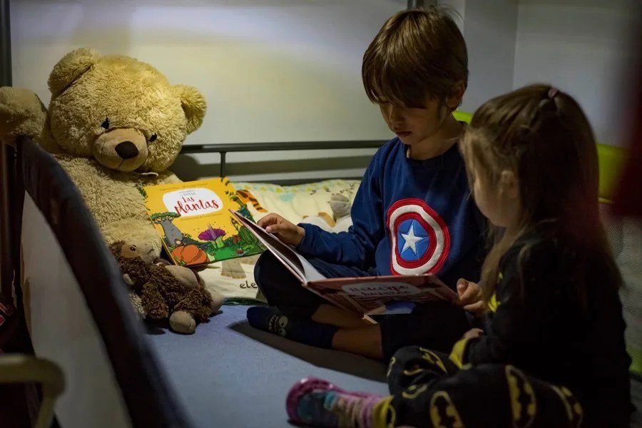 Sagas triunfan entre niños y jóvenes que prefieren títulos en redes sociales esta Navidad