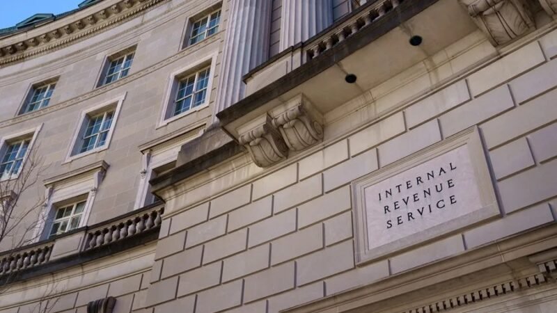 Trump presenta demanda de 10.000 millones contra la Agencia Tributaria por filtración de sus