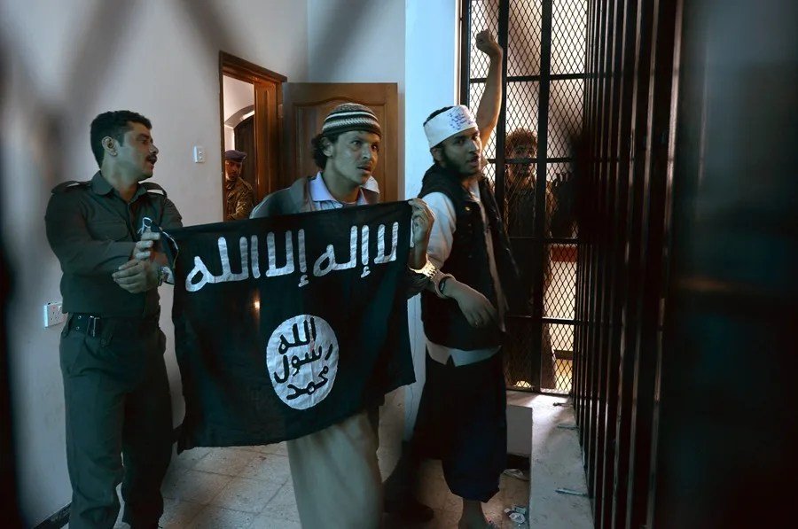 EE.UU. elimina a líder de Al Qaeda en Siria relacionado con la muerte de estadounidenses en 2025