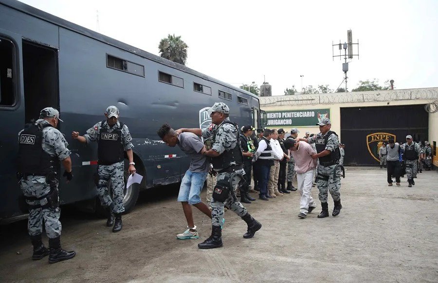 El presidente de Perú plantea una reforma completa del sistema penitenciario del país