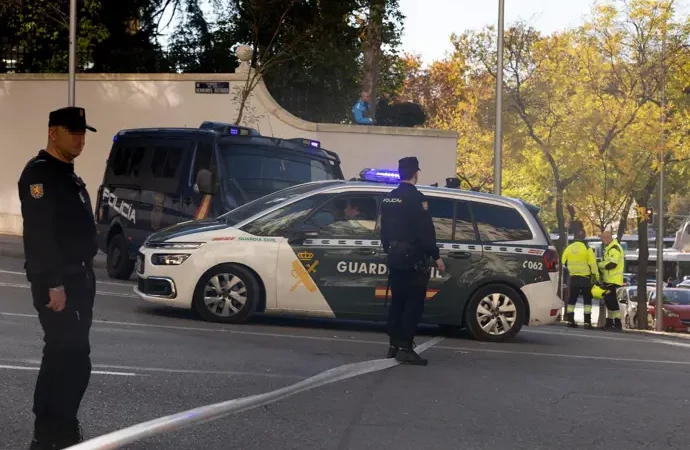 La embajada de EE.UU. en España advierte sobre protestas contra su política en varias ciudades