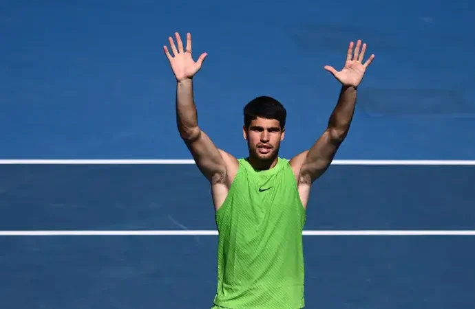 Alcaraz supera a Paul y alcanza nuevas metas en Australia