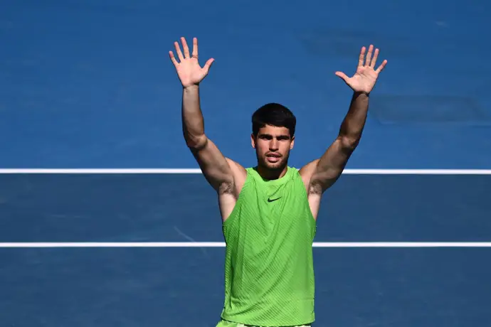 Alcaraz supera a Paul y alcanza nuevas metas en Australia