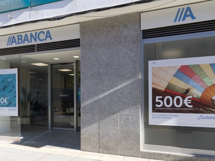 Abanca obtiene 902,4 millones en 2025, un 25% menos debido a beneficios extraordinarios en 2024