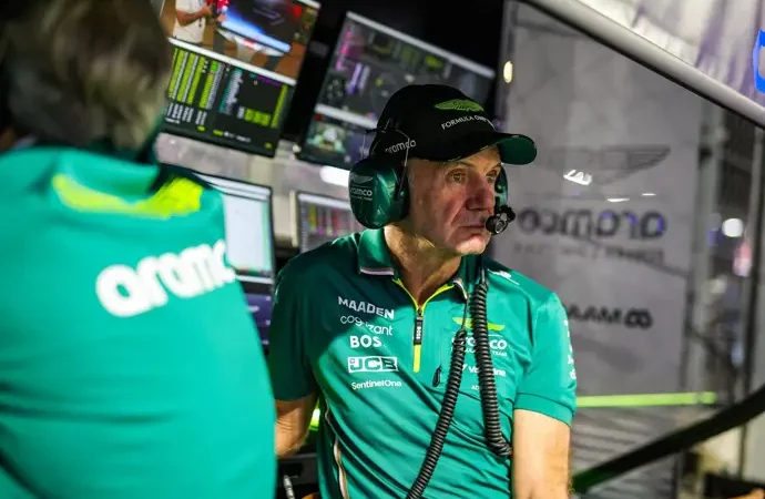 Aston Martin presenta el AMR26 de Fernando Alonso en Barcelona y marca una nueva etapa en la F1