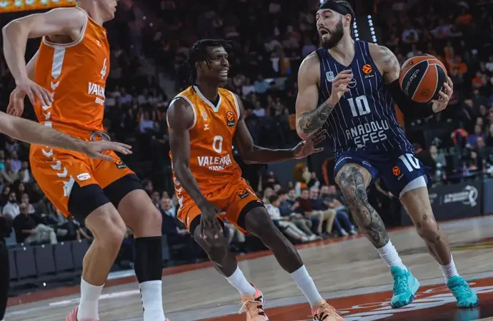 El Valencia Basket cae ante el resurgente Anadolu en su casa.
