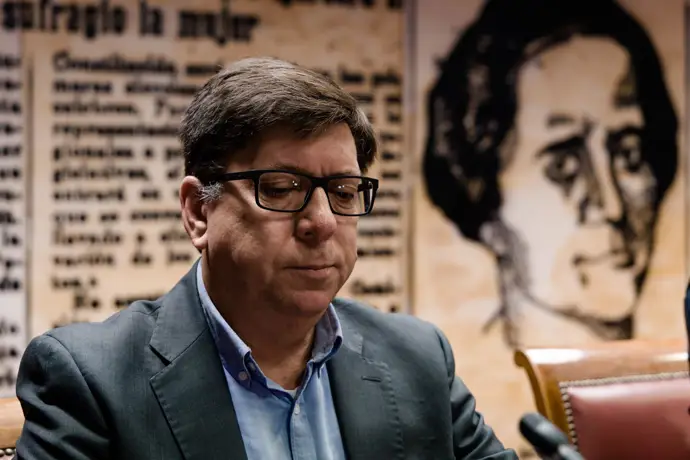 El PSOE reconoce su error en el caso Salazar y critica su actitud hacia las mujeres: «Nos