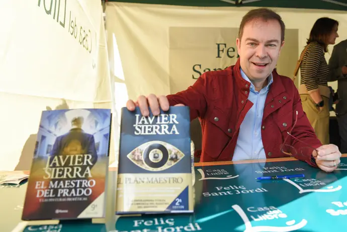 Javier Sierra, galardonado con el Premio CEDRO 2026, destaca por su defensa de los derechos de autor