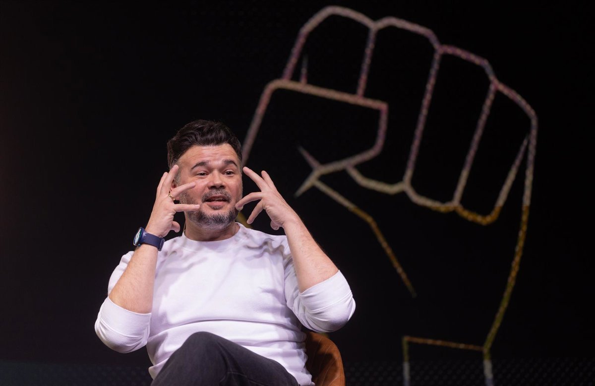 Rufián solicita unidad entre partidos para evitar la fragmentación electoral: «¿Qué sentido