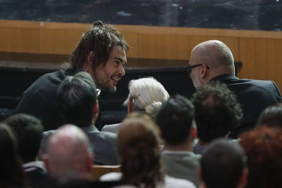 ‘Sirat’ se lleva el premio a mejor película y ‘Antes de nós’ logra 13 galardones Mestre Mateo