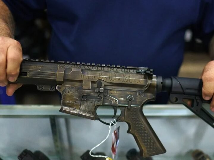 Trump afirma que contratistas le aseguraron que cuadruplicarían la producción de armamento