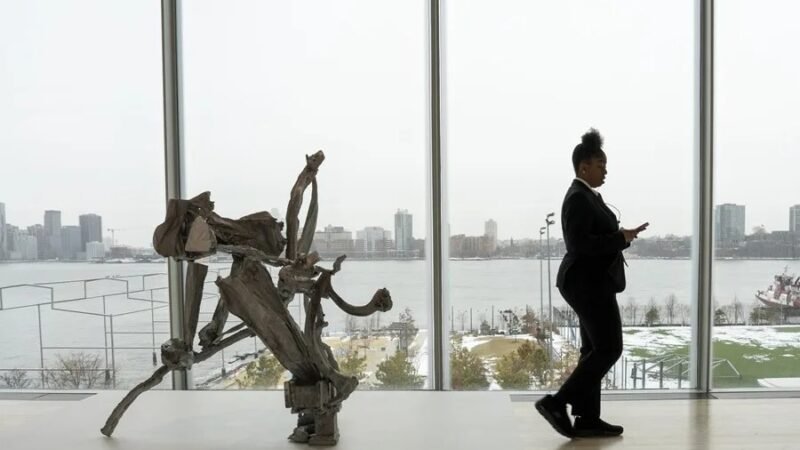 El museo Whitney presenta su Bienal 2026, con obras de artistas ciegos y reflexiones sobre la IA