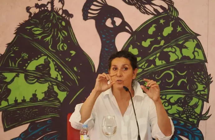 Elvira Mínguez, Premio Primavera de Novela 2026 por ‘La educación del monstruo’, brilla en la