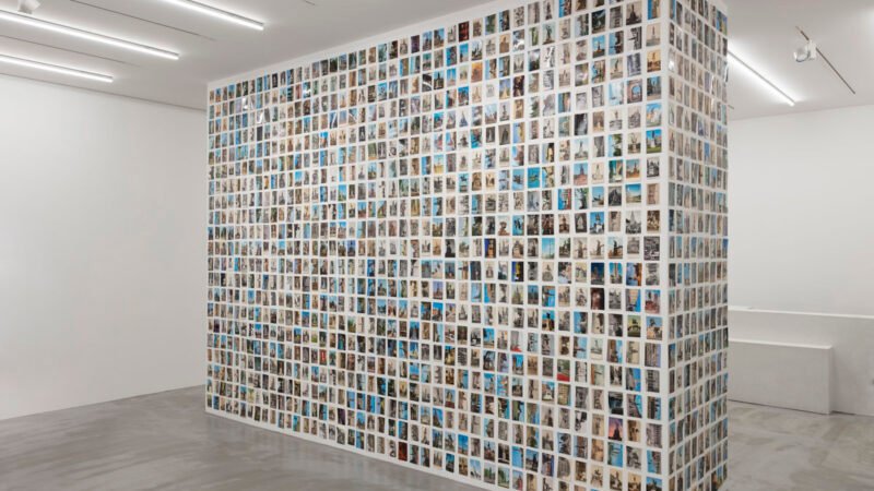 Cultura compra 17 obras en ARCO para el Reina Sofía por 400.000 euros, con un 64% de artistas