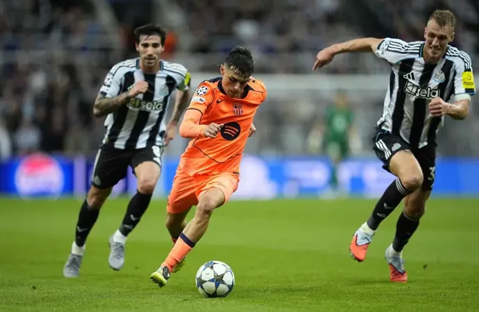 El Barça busca volver a triunfar en St James’ Park.