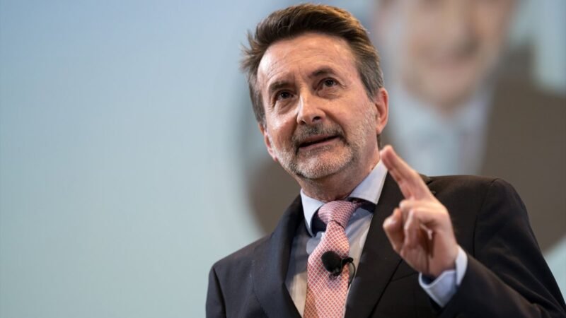 Repsol destinará 10.000 millones hasta 2028 y distribuirá 3.600 millones en dividendos en efectivo