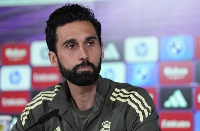 Esperamos que Mbappé pueda estar listo para el viaje a Mánchester.