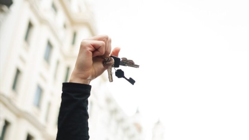 La factura de Hacienda si tus padres te ayudan a comprar tu primera vivienda según tu comunidad