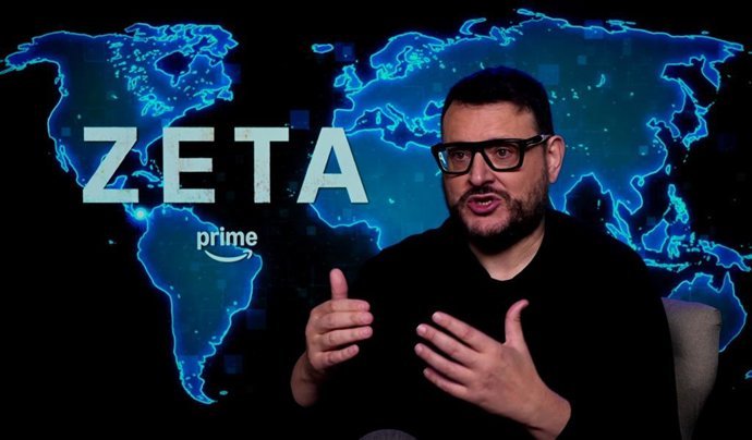 Dani de la Torre comenta a Mario Casas en ‘Zeta’ que en España persiste un complejo de