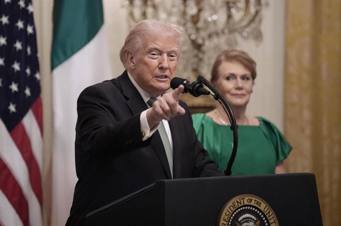 Francia opina que Trump debe asumir su responsabilidad y no solicitar ayuda en este momento