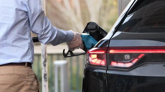 Sánchez presenta la reducción del IVA de la electricidad, gas, gasolina y gasóleo al 10%