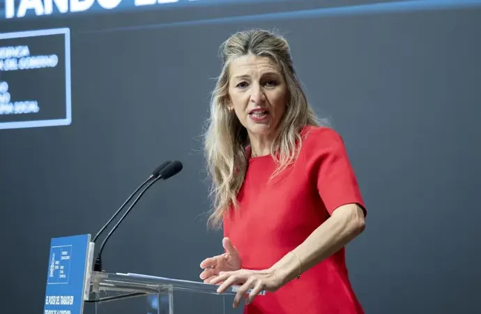 El Gobierno impide el despido en empresas que reciban ayudas por la guerra en Irán