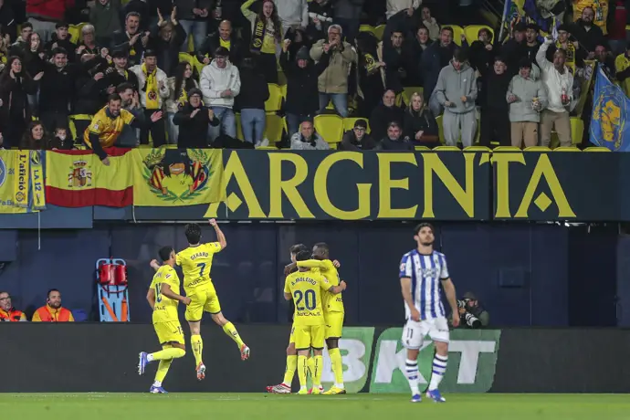 La ofensiva del Villarreal derrumba a la Real en solo 20 minutos