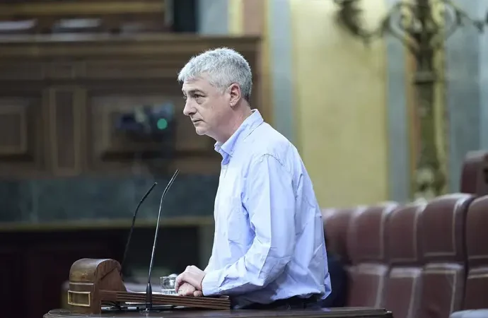 Bildu espera con interés el surgimiento de un nuevo espacio de izquierdas fuerte, pero no se