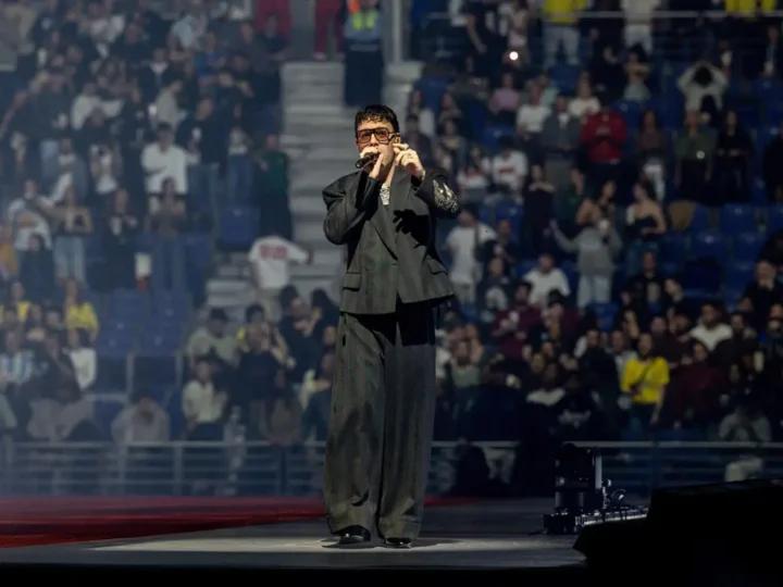 Quevedo mantiene su reinado por sexta semana consecutiva en el número 1 de la música en español